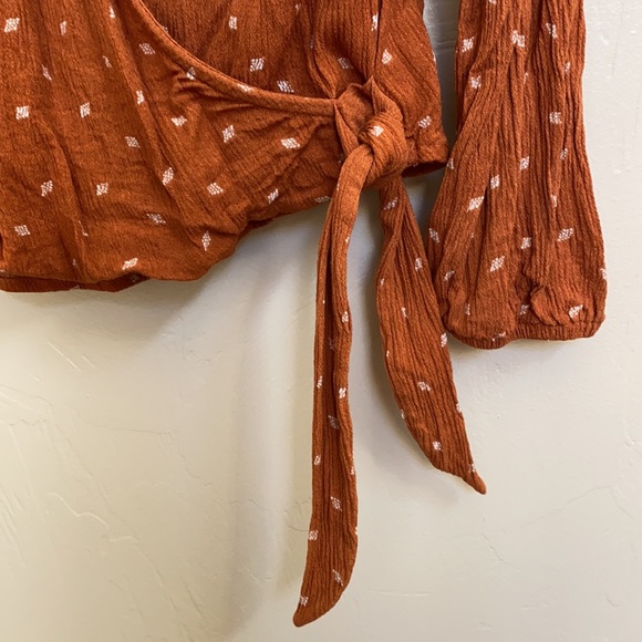 Universal Thread Faux Wrap Blouse - Picture 2 of 6